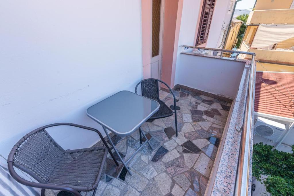 Rooms & Studio Apartments By The Way Baška Extérieur photo