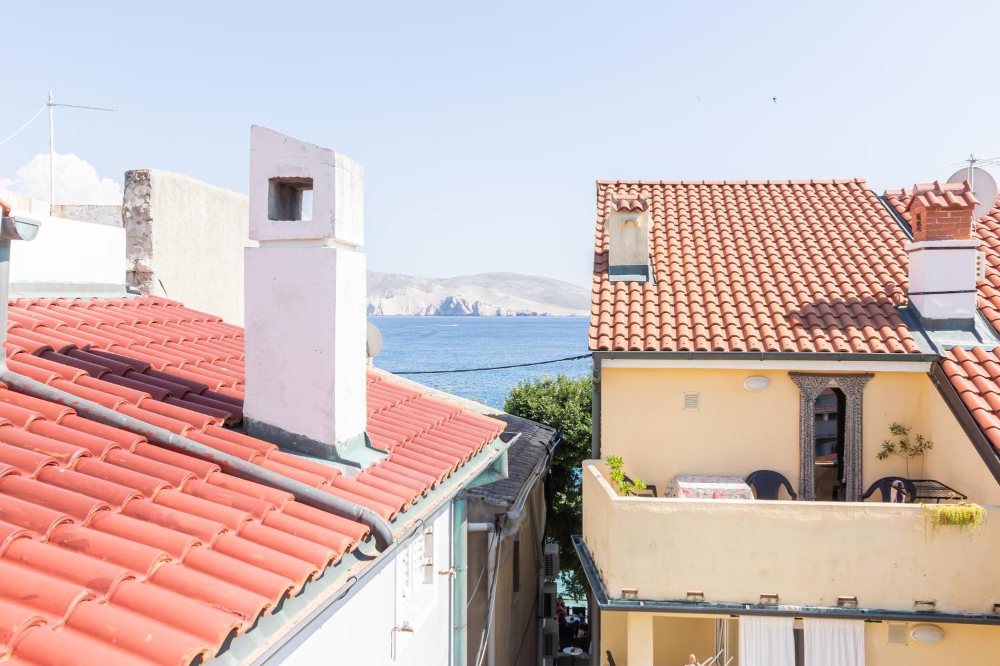 Rooms & Studio Apartments By The Way Baška Extérieur photo