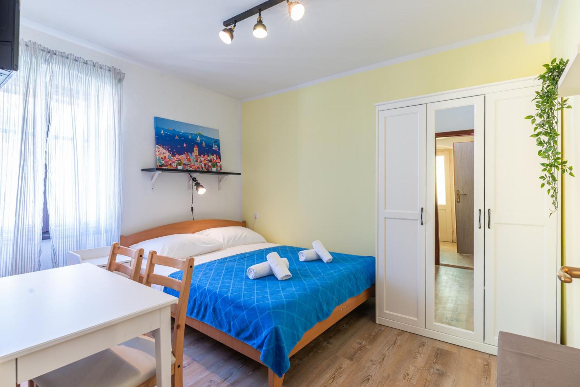 Rooms & Studio Apartments By The Way Baška Extérieur photo